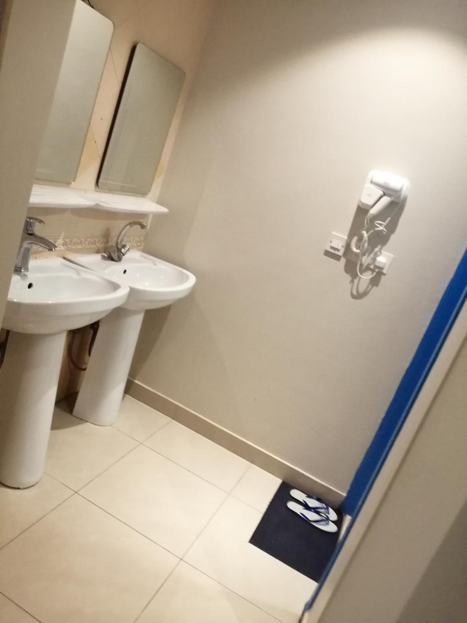 Nozol Al Toot Furnished Units Aparthotel Riyadh Rom bilde